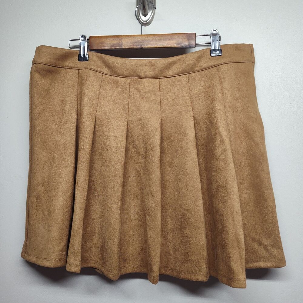Francesca's Mini Skirt Women Size XL Pleated Faux Suede Retro Spring Casual